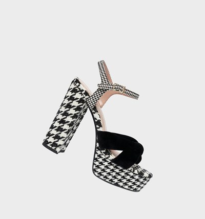Black / White Betsey Johnson Melanni Women's Heels | NZPM-78134