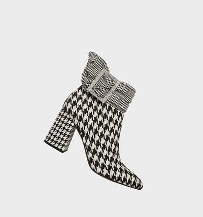 Black / White Betsey Johnson Millburn Women's Boots & Booties | WKOZ-02845