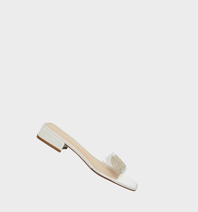 White Betsey Johnson Sb-thyme Women's Sandals | QXGS-46937